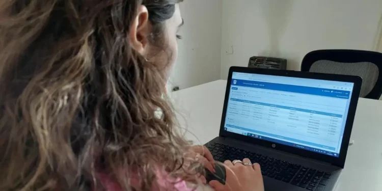 Avanza la implementación de los documentos electrónicos