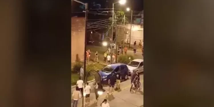 Batalla campal entre libertarios de santo Fernando recrudece la guerra interna por los  liderazgos en el Conurbano